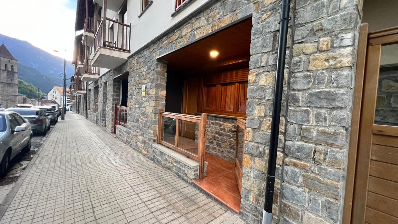 Apartamento Acogedor Pineta Bielsa Luaran gambar